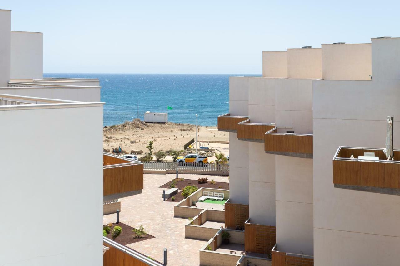 Luxury Beachfront Penthouse El Médano Exterior foto